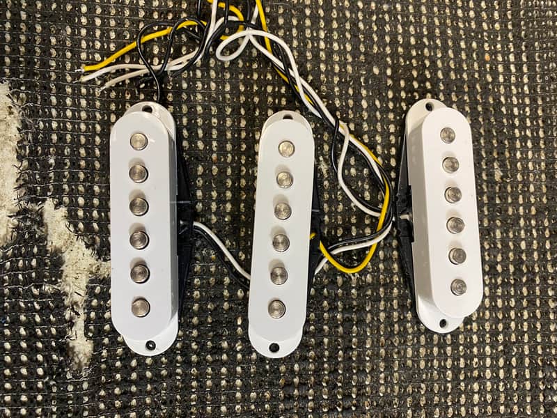 Fender Mexican Standard Stratocaster Pickups image 1