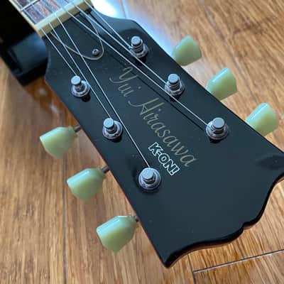 K-ON! Rare Yui Hirasawa Single Cutaway Heritage Cherry Sunburst. Super Rare Anime! image 9