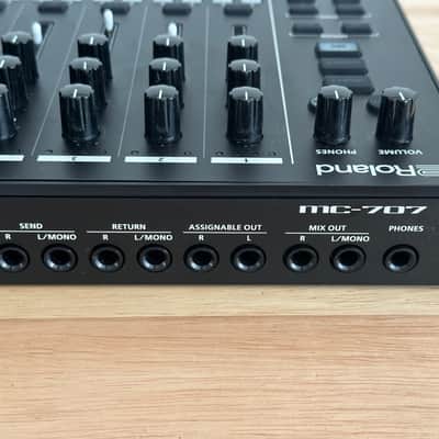 Roland MC-707 - Latest image 3