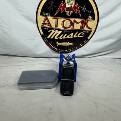 Zoom H5 Handy Recorder Portable Recording Device with Case