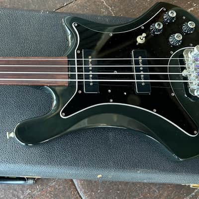 Guild B-302F Fretless Bass Guitar 1980 - Black image 18