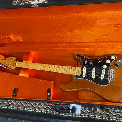 Fender American Vintage II '73 Stratocaster with Maple Fretboard - Mocha image 7