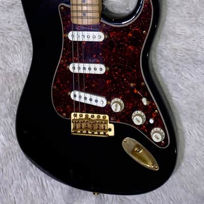 2000 Fender Deluxe player Stratocaster with Maple Fretboard electric guitar image 1
