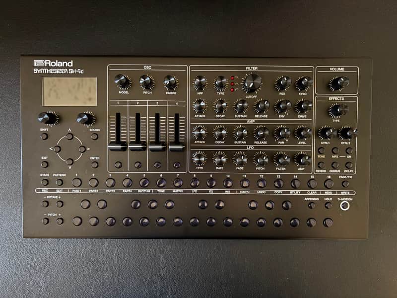 Roland SH-4D Polyphonic Desktop Synthesizer 2023 - Present - Black image 1