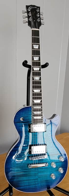 2024 GIBSON LES PAUL MODERN COBALT BURST W/CASE