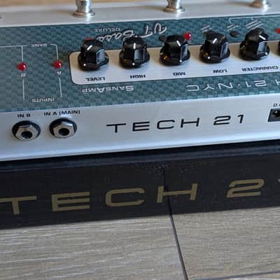 Tech 21 VT Bass Deluxe 2010s - Brushed Aluminum image 3