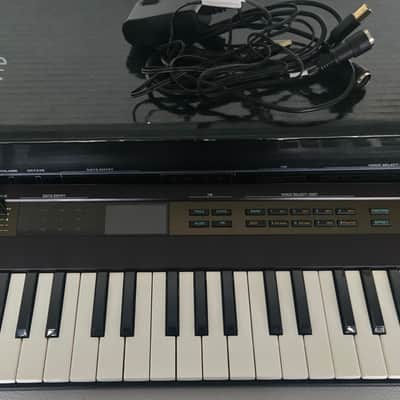 Yamaha Reface DX Mini Mobile Keyboard 2015 - Present - Black image 2