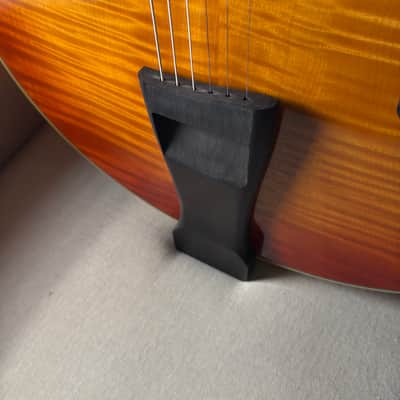 Peerless Cremona 17" Archtop image 7