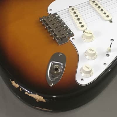 Vintage Fender Stratocaster 1993 Sunburst Solid Body Custom Strat Relic ST57/62 Mod Guitar HSC 7 Lb image 16