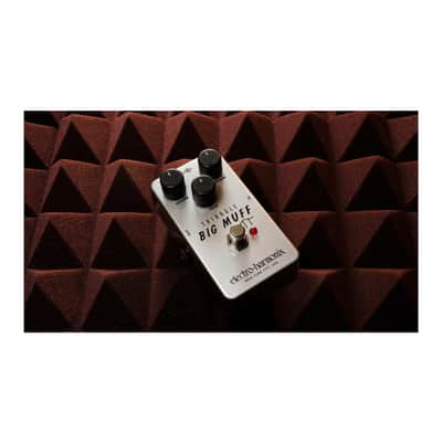 Electro-Harmonix Triangle Big Muff Reissued Fuzz Pedal image 6