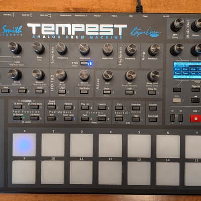 Dave Smith Instruments Tempest 6-Voice Drum Machine 2011 - 2018 - Black with Wood Sides + Decksaver