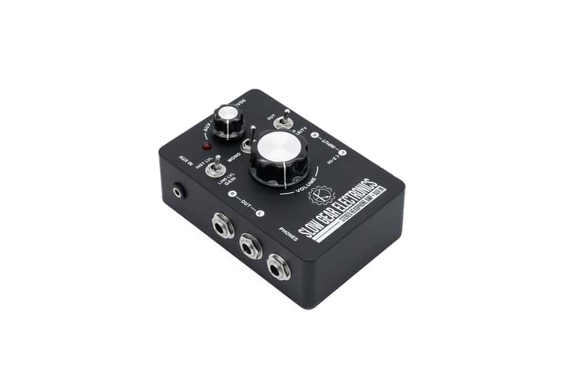 Slow Gear Electronics Headphone Amplifier for Pedalboards | Reverb
