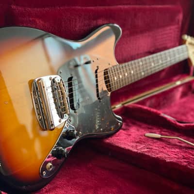 Fender 1969 Reissue Mustang Three Tone Sunburst MIJ Japan 2010 w/ Hardcase image 1