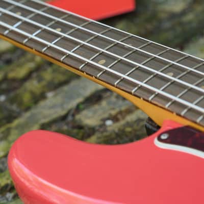 Fender Limited Edition Vintera II Road Worn '60s Precision Bass - Fiesta Red image 10