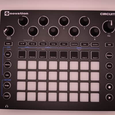 Novation Circuit Groovebox 2015 - 2021 - Black Bild 2