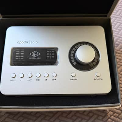 Universal Audio Apollo Solo Heritage Edition Thunderbolt 3 Audio Interface 2026 - Silver image 3
