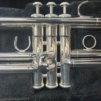 Yamaha YTR-4335GS Intermediate Bb Trumpet 2000s - Silver image 4