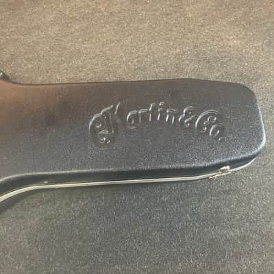 Martin M-14 / 0000 Molded Hardshell Case B-Stock image 2