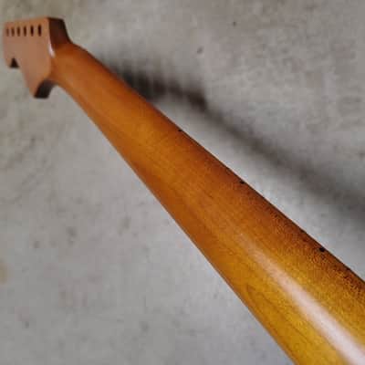 Roasted Maple Strat Neck fits fender Stratocaster body 22 frets Modern Satin image 8
