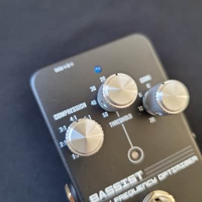 Bassist Compressor Limiting Amplifier Custom Shop 2024 Chromalux Edition image 3