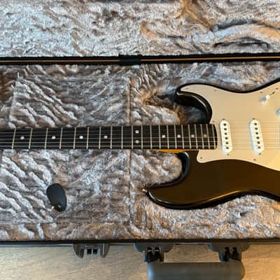 Fender American Ultra II Stratocaster with Ebony Fretboard 2024 - Present - Texas Tea image 1