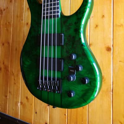 Inyen IBP-500 5 String Bass Guitar - Trans Green *Showroom Condition image 4