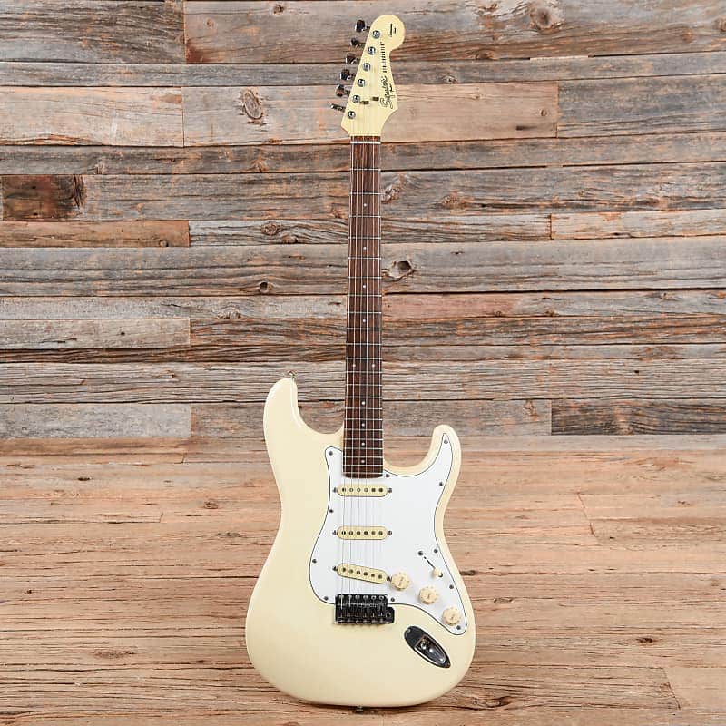 ギター Squier Contemporary ST552 (1982-84) CAG 552 body.jpg