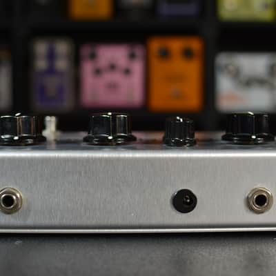 Origin Effects Cali76-TX Limiting Amplifier 2010s - Silver image 4