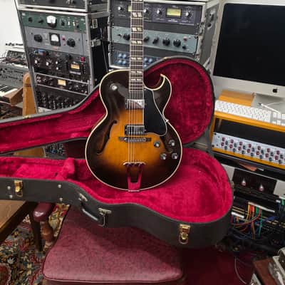 Gibson ES 175D Hollowbody Electric Guitar w Original Case 1982 image 1