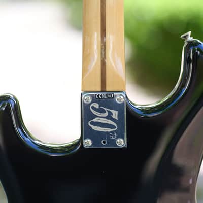 Fender Limited Edition 50th Anniversary Dave Murray Stratocaster - Black image 7