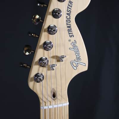 Fender American Performer Stratocaster with Maple Fretboard 2018 - Present - Satin Lake Placid Blue image 5