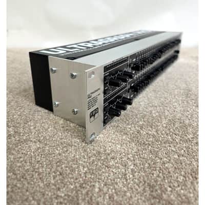 Behringer FBQ3102 Ultragraph Pro - Rack Effects - Excellent image 6