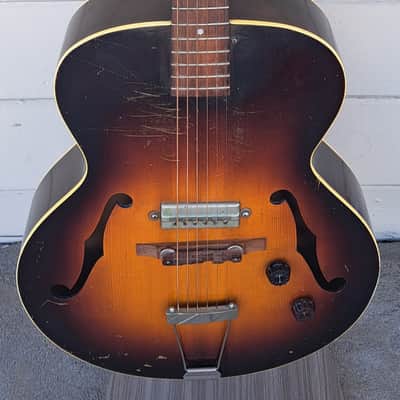 GIBSON ES-150 VINTAGE HOLLOWBODY GUITAR WITH CASE. 1940-1941 ORIGINAL TUNERS P13 PICKUP image 3