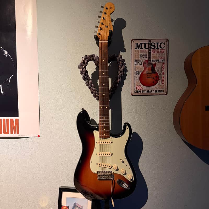 Fender Vintera '60s Stratocaster image 1