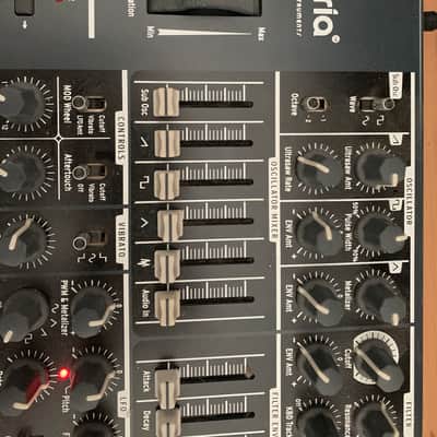 Arturia MiniBrute 25-Key Synthesizer image 2