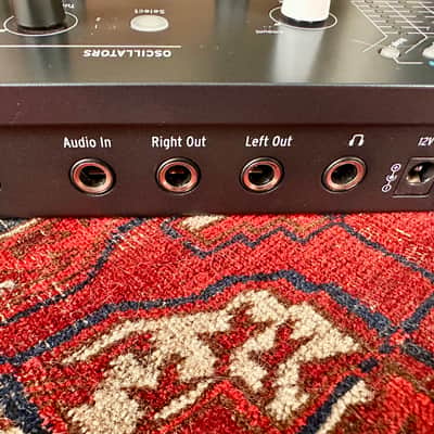 Arturia MiniFreak 37-Key 6-Voice Polyphonic Hybrid Synthesizer 2022 - Present - Black image 5