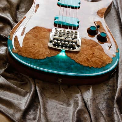 GB Liuteria Boutique guitar Ergal 6 string illuminated resin image 7