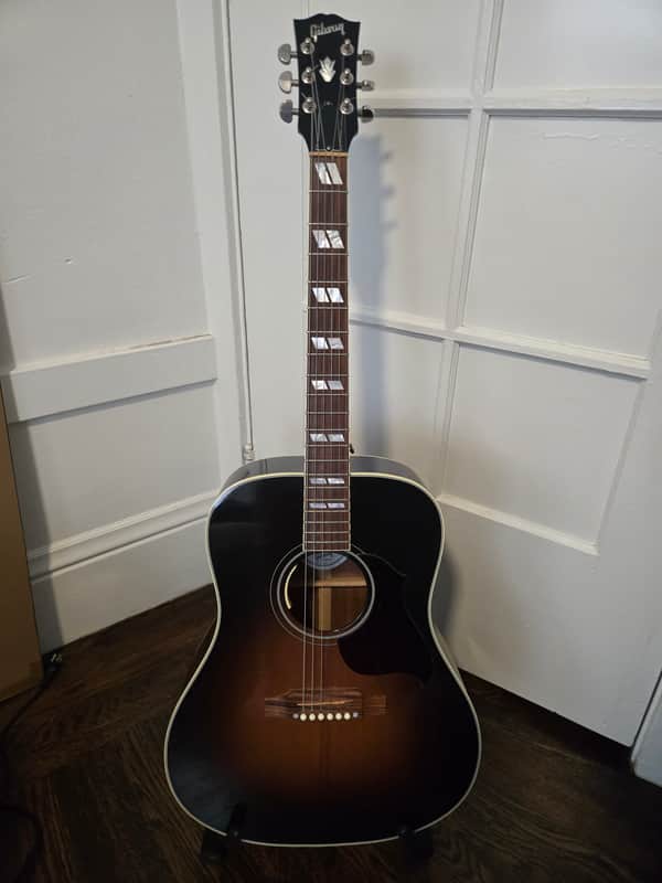Gibson Hummingbird Pro
