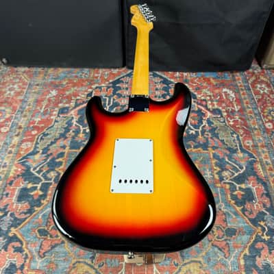 *Video* Tokai Gold Star Sound Stratocaster  3 Tone Sunburst  - 1980’s image 7