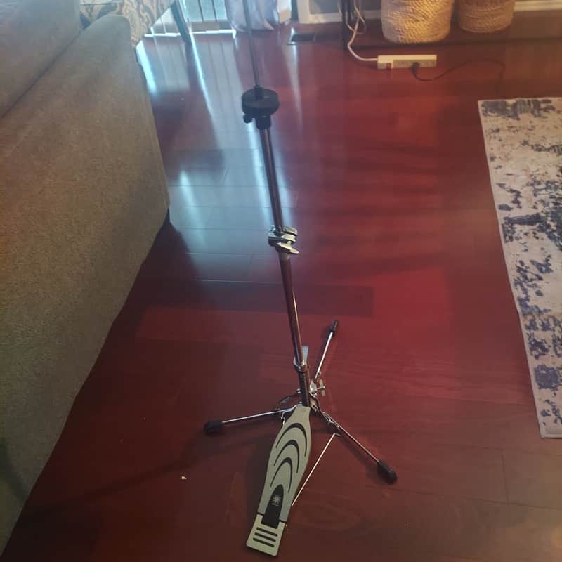 Sakae Flat Base Single Braced 2000s - Chrome image 1
