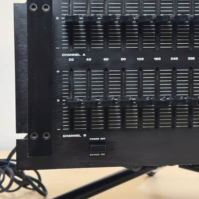 SAE  2700B EQ Stereo Half Octave Equalizer Model 2700B 1976 Black Aluminum image 4
