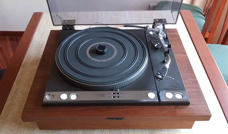 Pioneer PL 61 Professional Turntable Hall Motor image 1