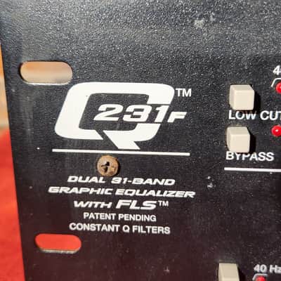 Peavey Q231F Dual 31-Band Graphic Equalizer image 2