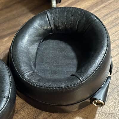 Audeze LCD-5 Open-Back Planar Magnetic Over-Ear Audiophile Headphones image 7