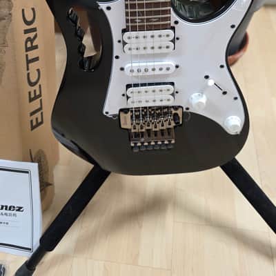 Ibanez JEMJR Steve Vai Signature BRAND NEW JEM JR Black HSH Super Strat Guitar Tree of Life Vine Inlay image 19