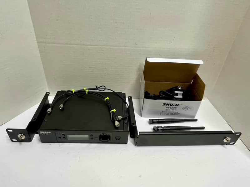 Shure GLXD4R Z2 GLXD14R Wireless Rackmountable Rack Ear Mount Receiver with PS43US Power Supply for GLXD GLXD1 GLX-D GLXD4=-Z2 Vocal Mic Guitar Instrument Advanced Digital Wireless Systems Band 2400-2483.5MHz for GLXD24R GLXD14 SM58 B58 Beta 58 B87A image 1