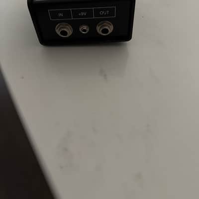 ProCo Rat pro white face 85 edition - Black and white image 6