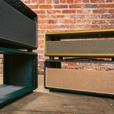 VBoutique USA  Custom Amp Rack 3 Space Head Shell image 6