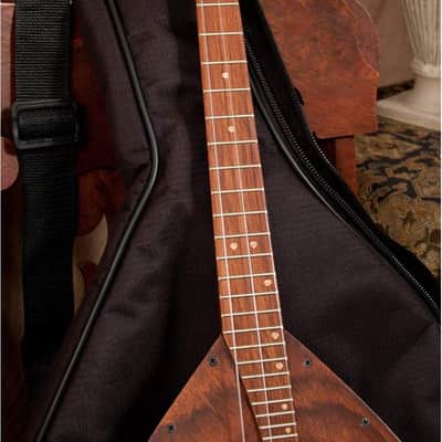 Includes: Roosebeck Deluxe Prima Balalaika W/ Padded Gig Bag + Snark Clip-on Chromatic Tuner image 4