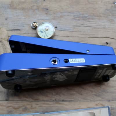 DUNLOP AT95 Akira Takasaki Signature Cry Baby Fuzz Wah image 4